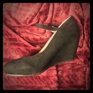 Brand new Boutique Wedges